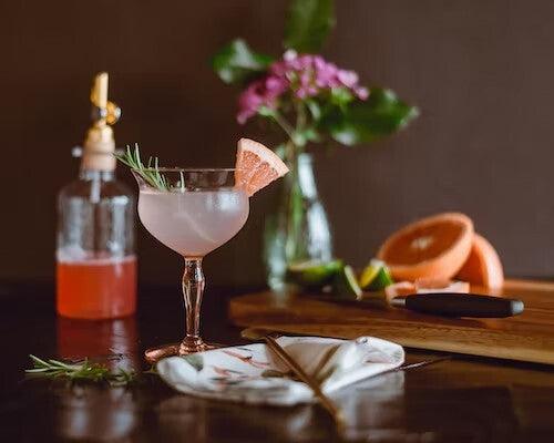 Manuka Honey Greyhound Cocktail: Easy Simple Syrup Guide